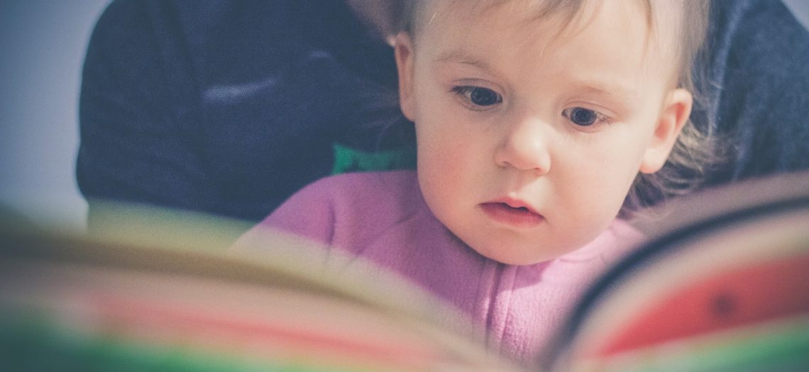 El libro, el mejor regalo que puedes hacer a un niño