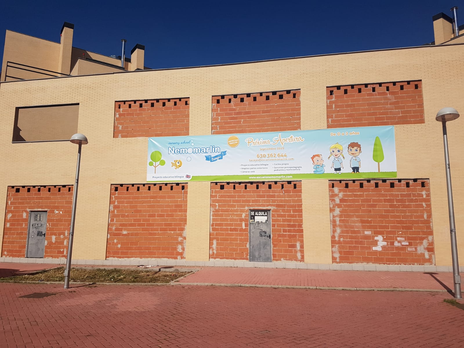 Fachada apertura Escuela Infantil Nemomarlin Barajas