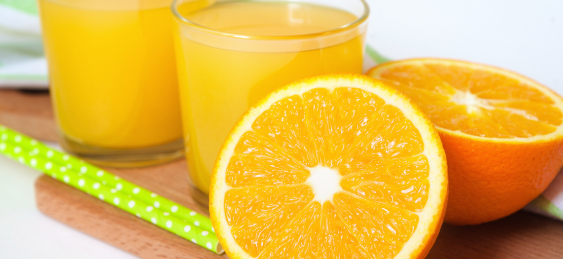 El zumo de naranja natural no es tan saludable