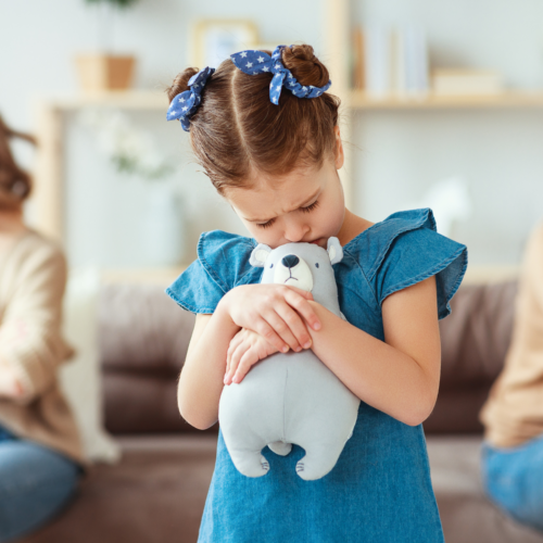Cómo educar a tu hijo sin gritos ni castigos: Estrategias efectivas